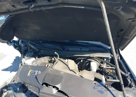 2019 Cadillac Escalade Esv Platinum z USA, uszkodzony, nr VIN 1GYS4KKJ8KR216038